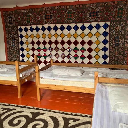 Naryn Guest House Экстерьер фото
