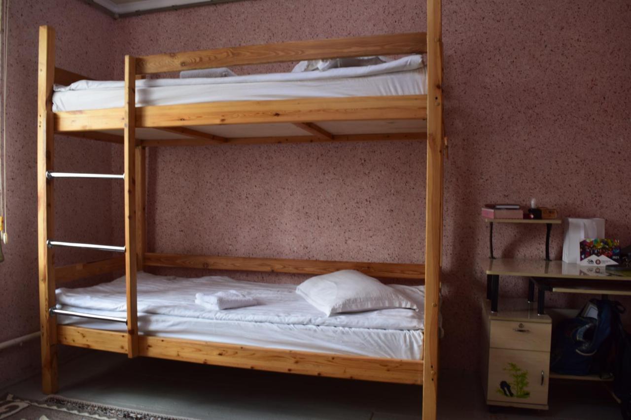 Naryn Guest House Экстерьер фото