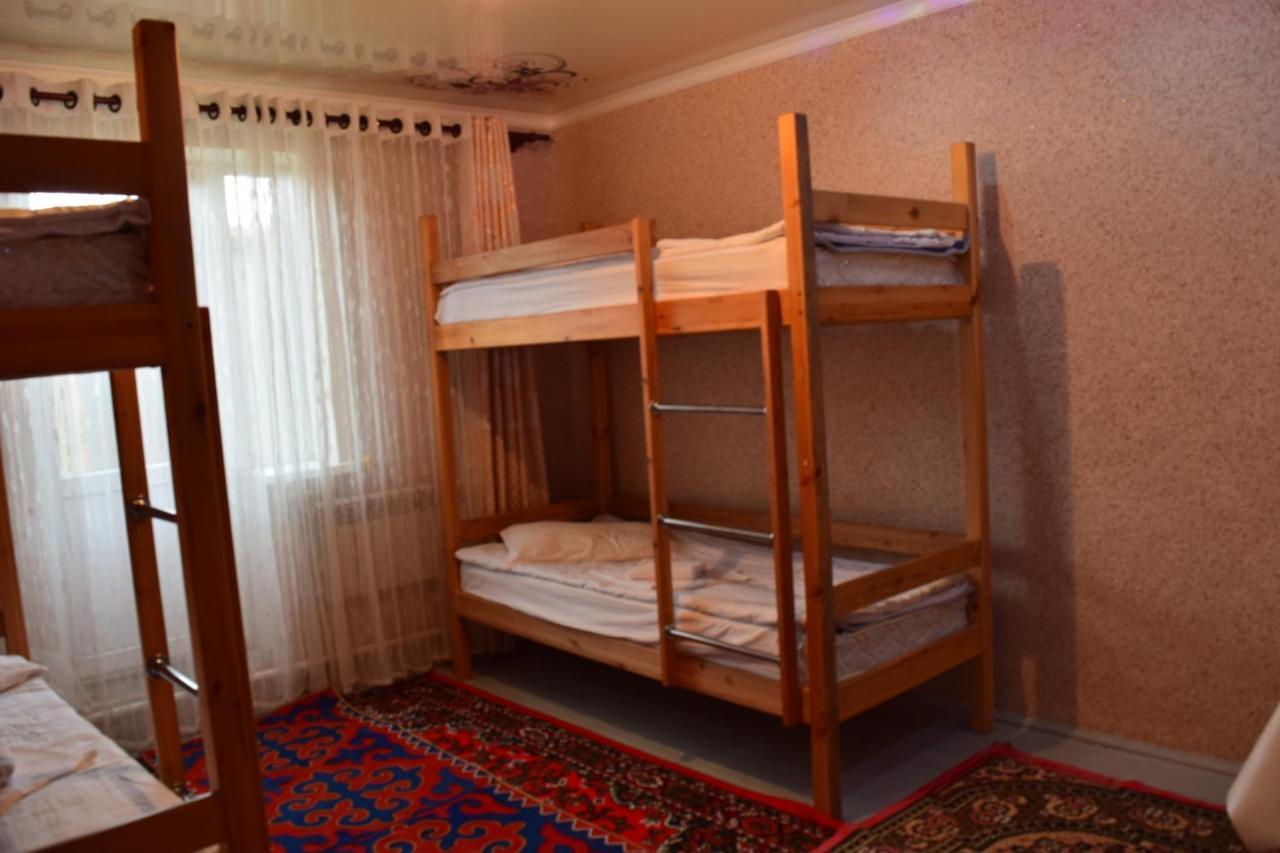 Naryn Guest House Экстерьер фото