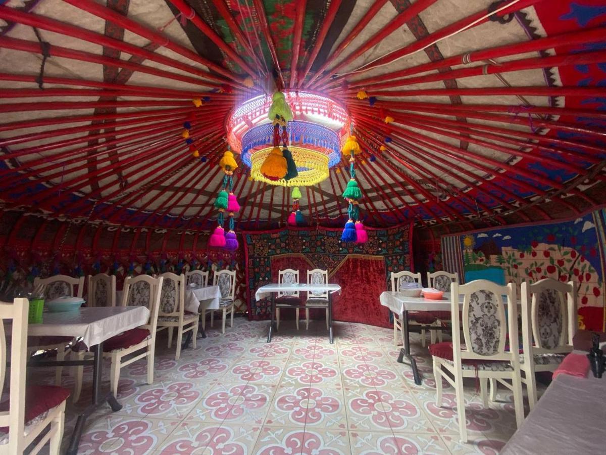 Naryn Guest House Экстерьер фото